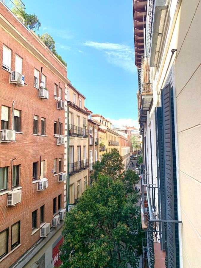 Piso Recien Reformado, Junto A Gran Via Apartment Madrid Bagian luar foto
