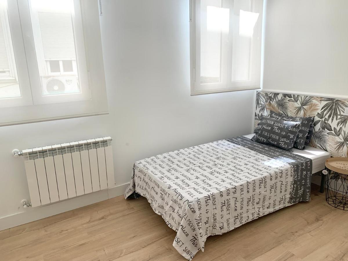 Piso Recien Reformado, Junto A Gran Via Apartment Madrid Bagian luar foto